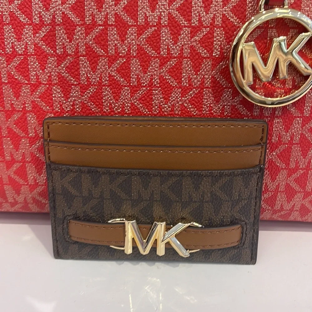 MICHAEL KORS Reed Large Pebbled Leather Card Holder Case Wallet  BROWN MK NWT